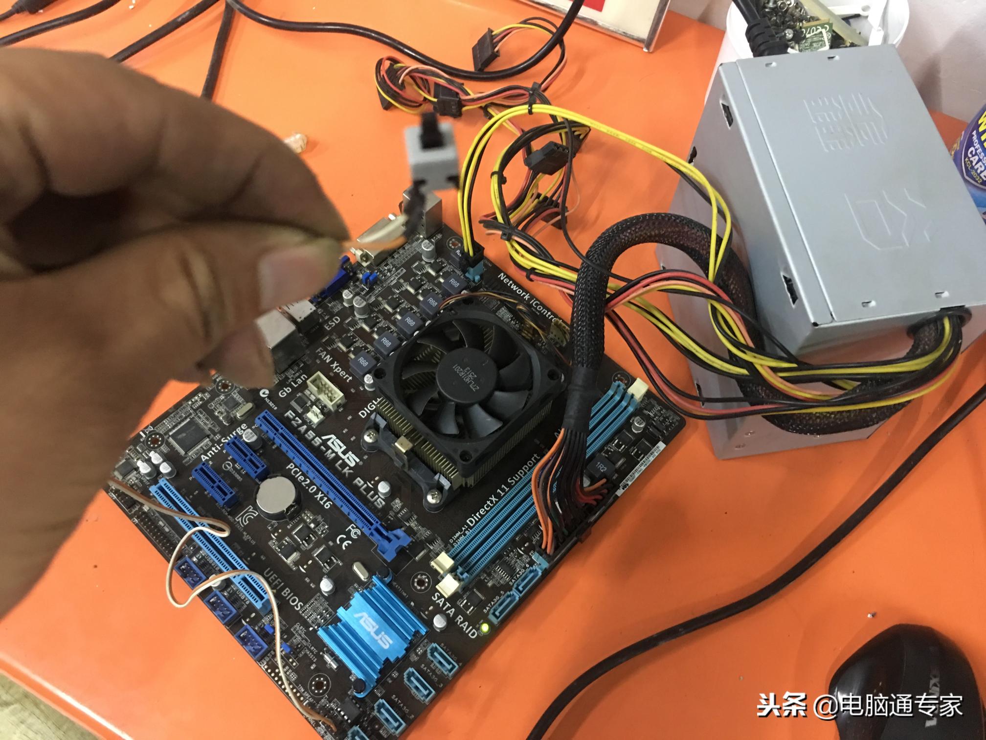 电脑主机机箱开关线坏了怎么办呢（电脑电源开关线接法图解步骤）