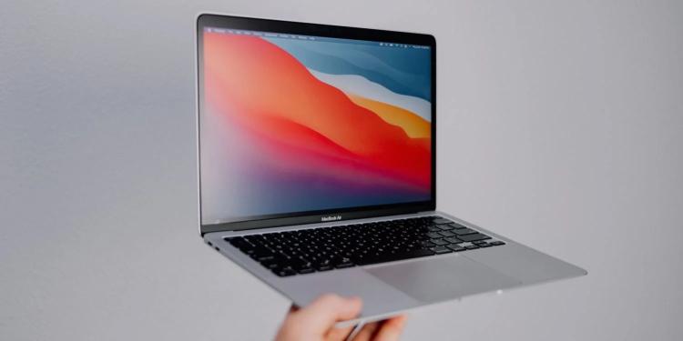 M1 MacBook Air 和 iPad Air5对比选哪个比较好（通过4个方面的参数配置对比，M1 MacBook Air 是最好的选择）