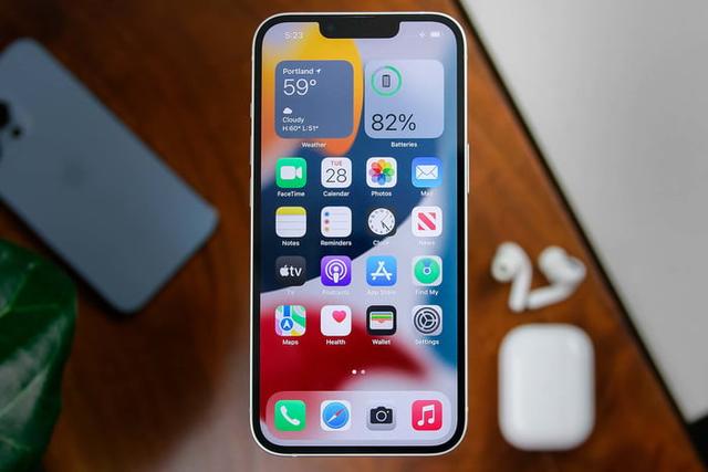 买iPhone13还是等iPhone14手机合适？（关键在于这三点，看完不纠结了）