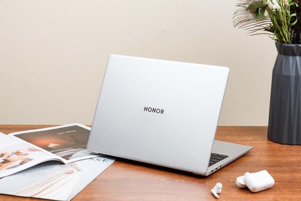 如何看待5月16日发布的荣耀MagicBook14 ？（荣耀电脑MagicBook14全面评测分享）