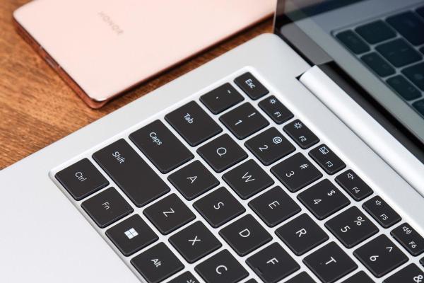如何看待5月16日发布的荣耀MagicBook14 ？（荣耀电脑MagicBook14全面评测分享）
