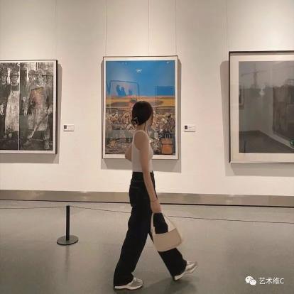 小红书拍照打卡（小红书如何在看展中拍出有艺术感的照片）