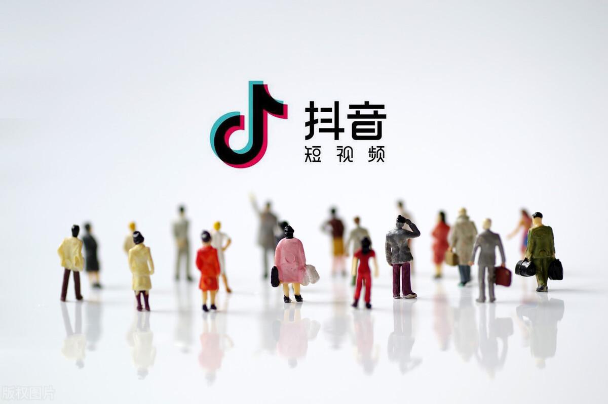 抖音视频写什么标题（抖音短视频如何写评论）