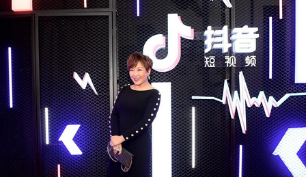 抖音蓝v免费和收费的有区别吗（商家为什么做抖音蓝v）