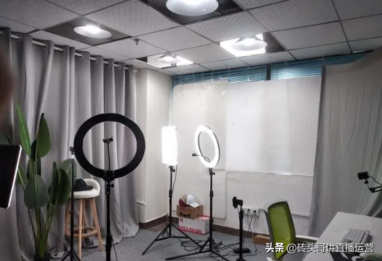 抖音直播间如何快速起号（直播带货基本条件）