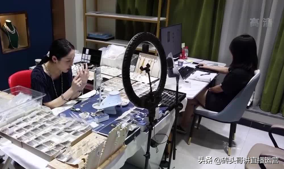 抖音直播哪些产品不能卖（你对直播带货有什么看法）