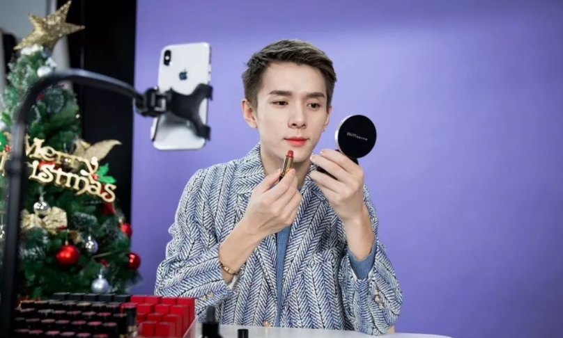 抖音橱窗已售10万是什么意思（抖音卖货一个月能挣多少钱）