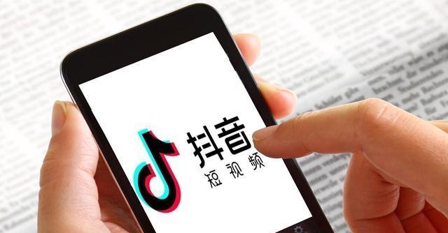 自媒体粉丝20万，月收入多少？