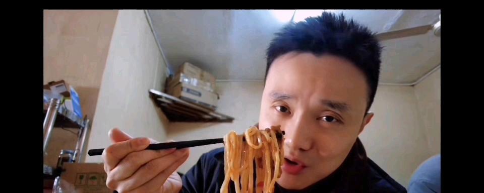 探析抖音吃播人气高的秘密（掌握关键诀窍，成为优秀吃播博主）
