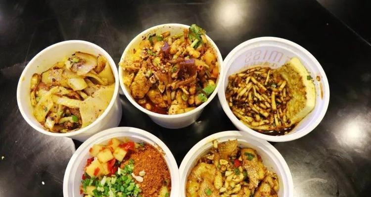 探秘抖音美食视频的热门密码（从拍摄时间到用料做法）