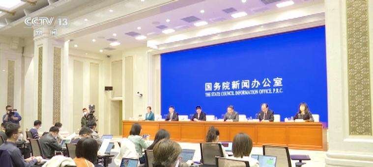 自媒体的文学化转型（未来自媒体的趋势预测与影响分析）