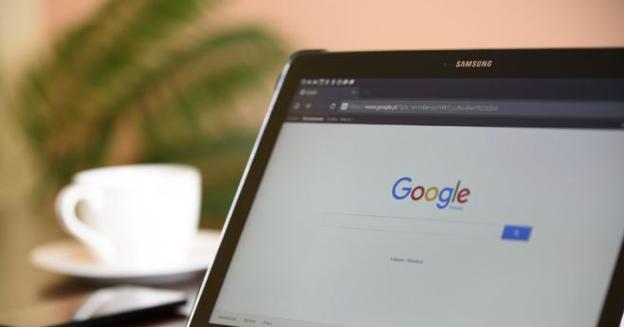 网站优化中删除负面信息的正确方法是什么？