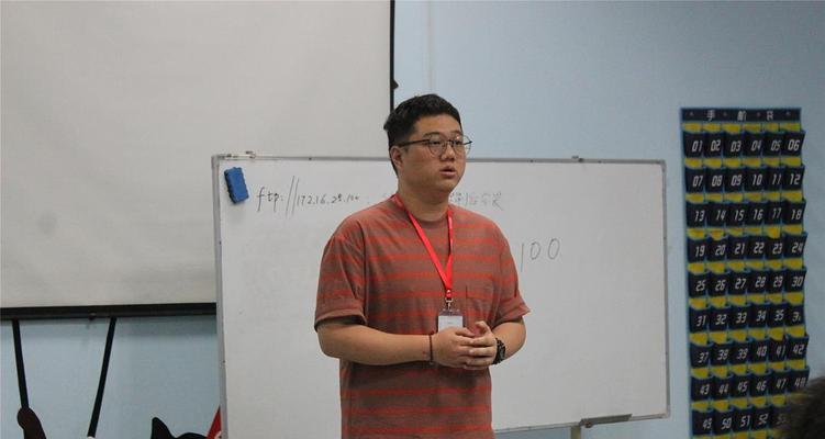 哪些高校老师在使用html5？html5在高校教学中的应用是什么？