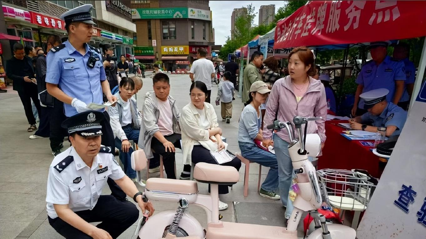 西安车主笑了！电摩可以放心上路，但要注意这5点，违规将会处罚