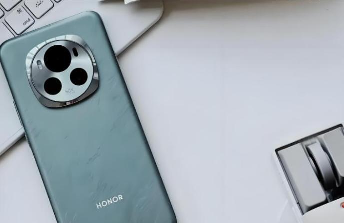 16GB+512GB旗舰手机半价卖，到底值不值？