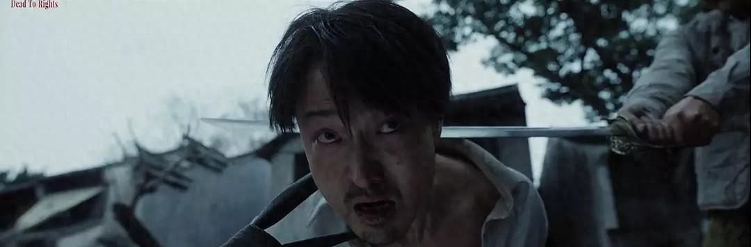 当前热映电影票房榜，《东极岛》跌至第三，《南京照相馆》破23亿