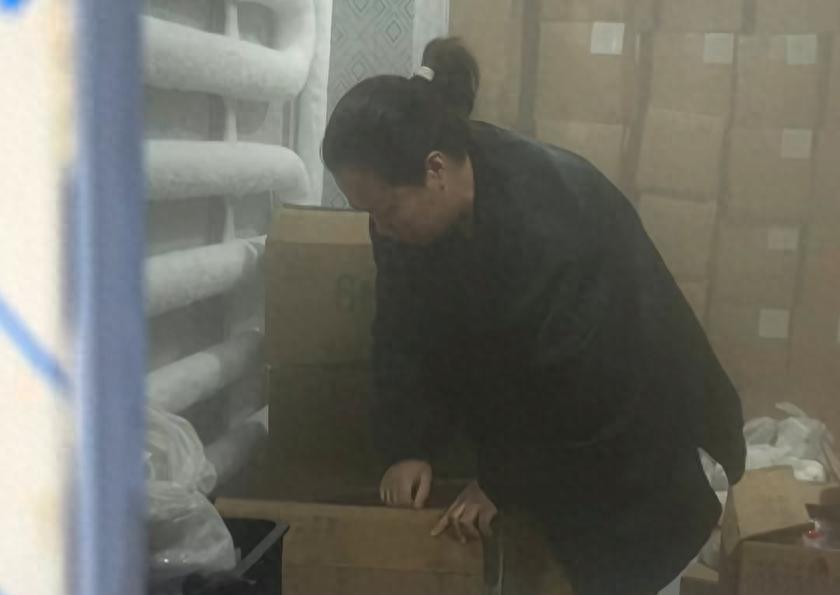 老板娘被困冷库获救后续：认小哥为亲弟，送股份，同事都收到奖励