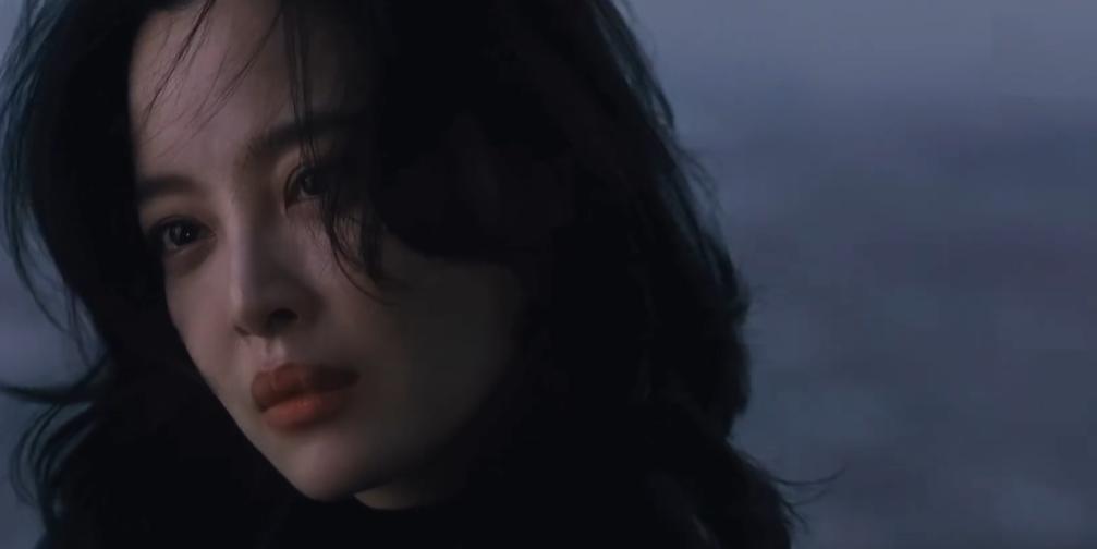 威尼斯这一夜，欧三影后辛芷蕾，给内娱的混子们狠狠“上了一课”