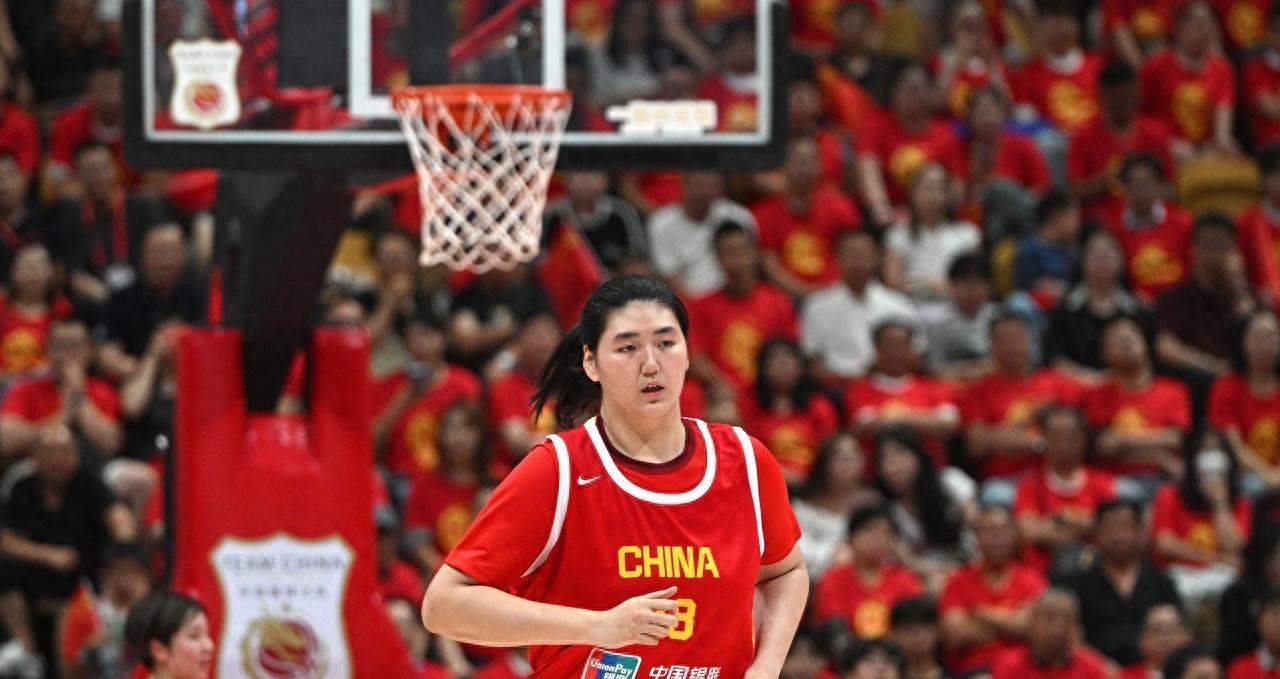 就在今晚！中国女篮迎焦点战，韩旭张子宇领衔，精彩千万不要错过